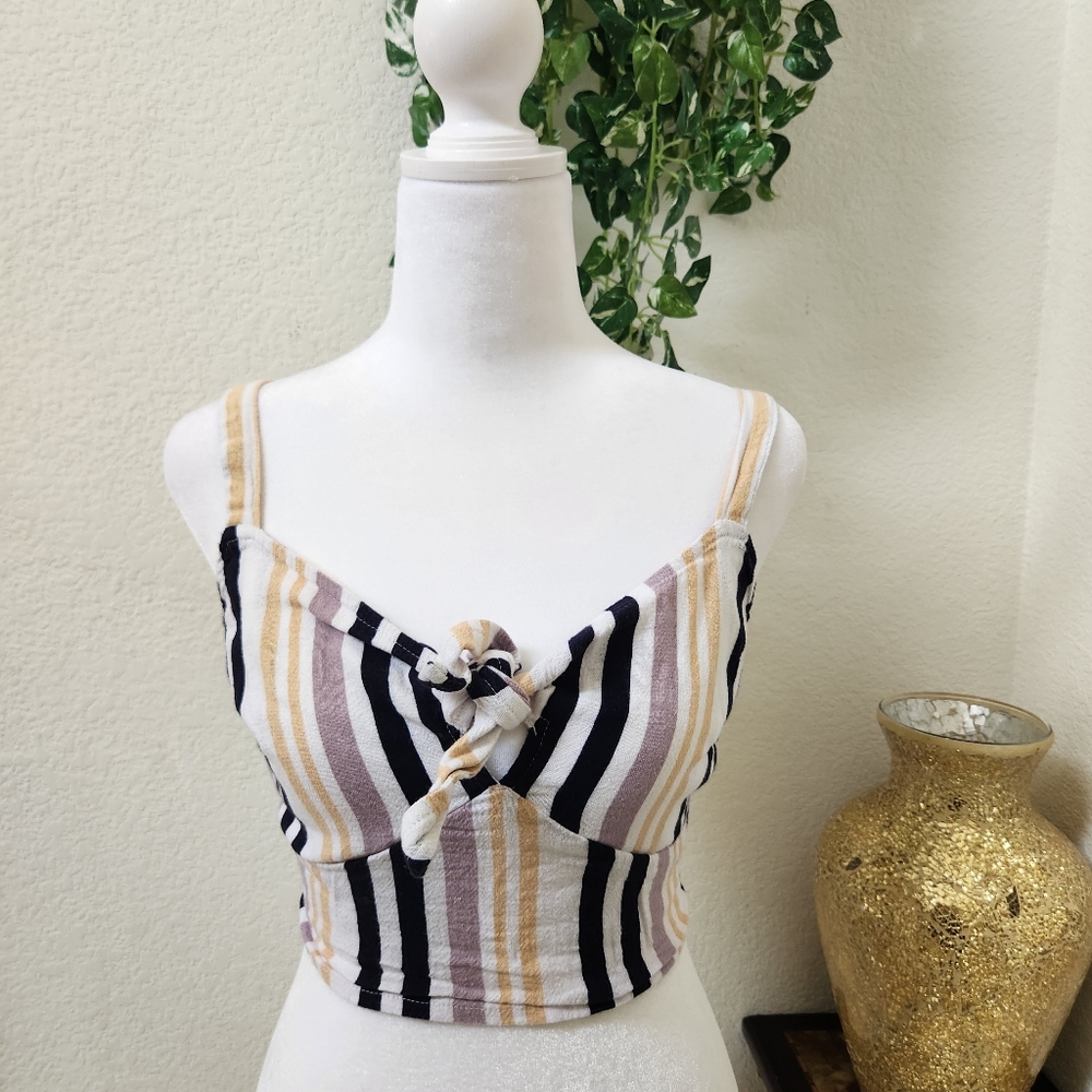 Hollister Crop Top Women's Size Small Sleeveless Tank Top Striped   Multicolor